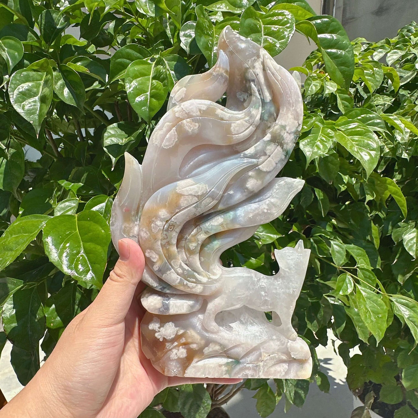 Flower Agate Nine-Tailed Fox Carving