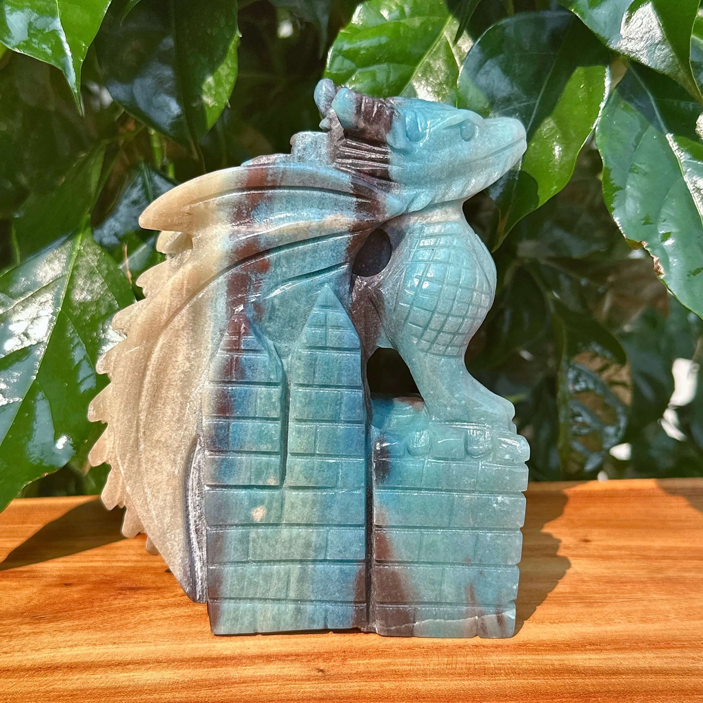 Trolleite Flying Dragon Castle Carving