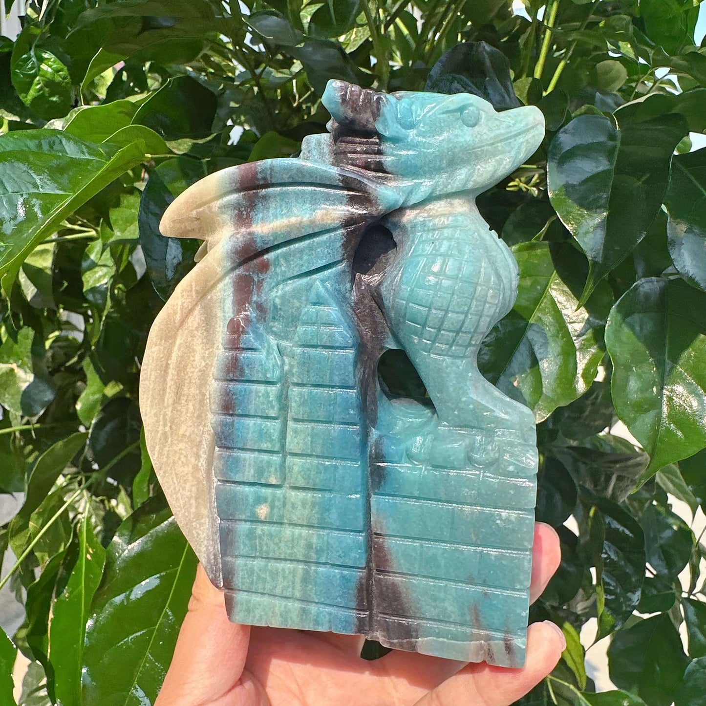Trolleite Flying Dragon Castle Carving