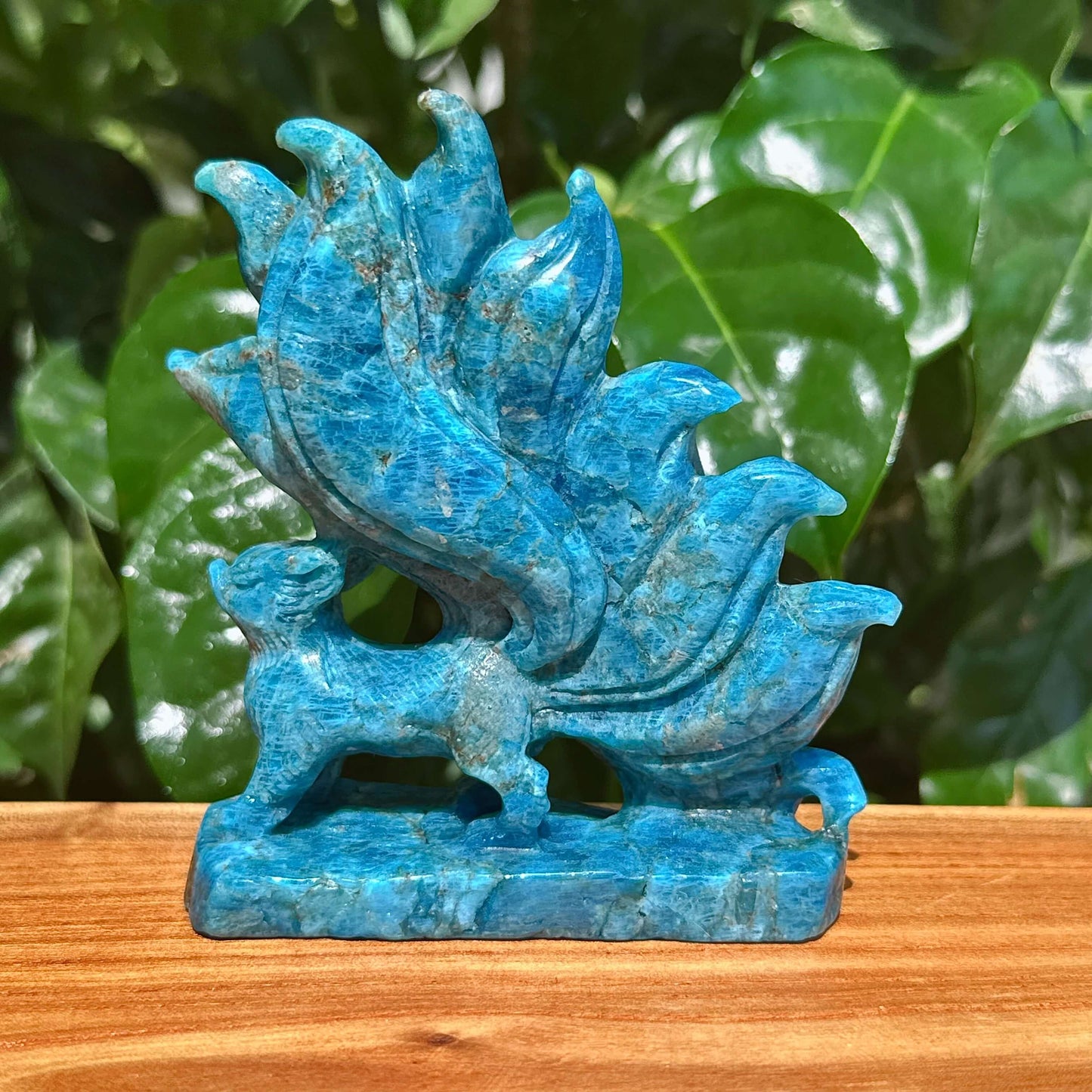 Apatite Nine-tail Fox Carving