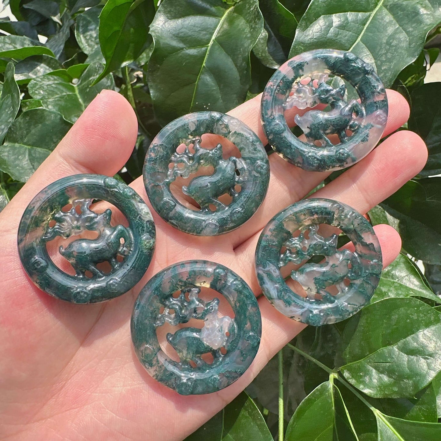 Moss Agate/Flower Agate Deer Ring Carving