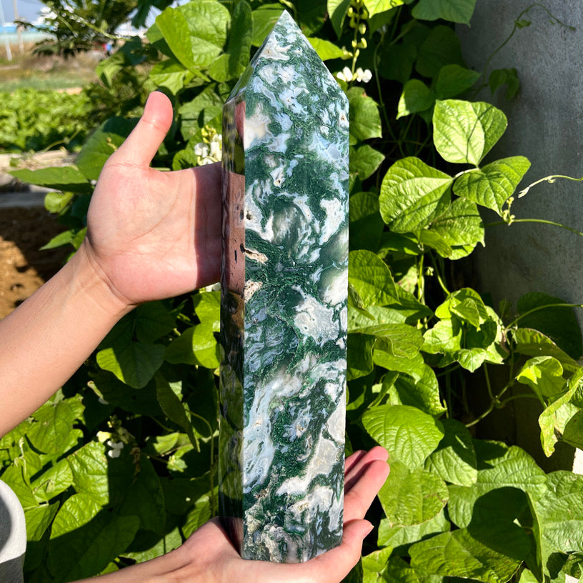 13.5‘’+ Moss Agate Tower