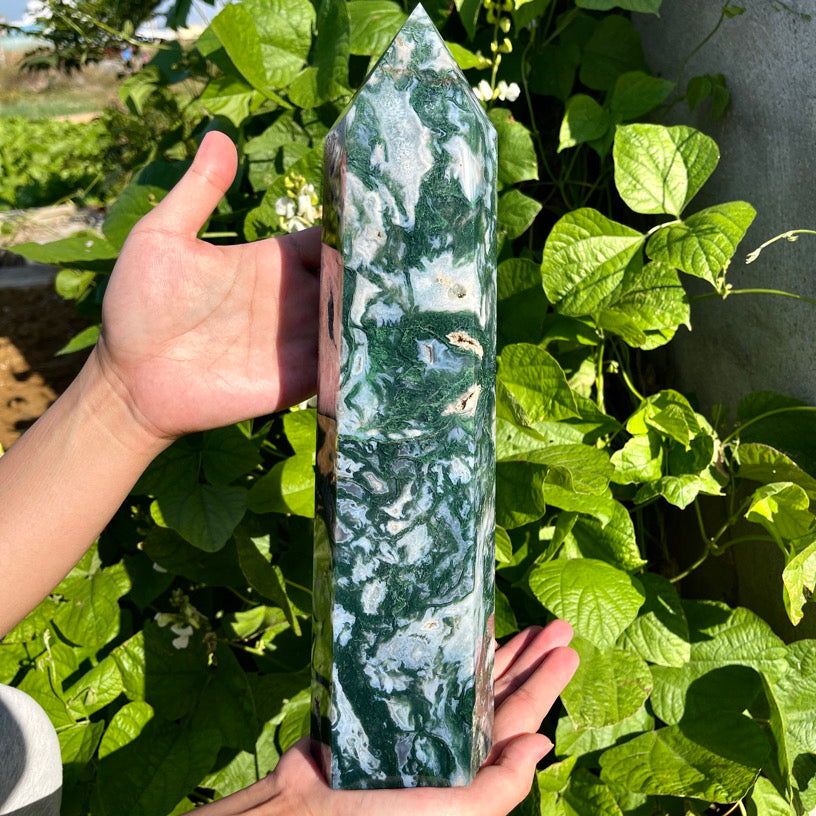 13.5‘’+ Moss Agate Tower