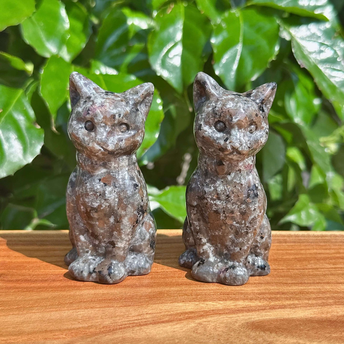 Yooperlite Cat Carving