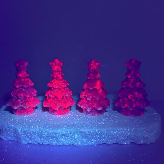 Ruby In Kyanite Christmas Tree Carving