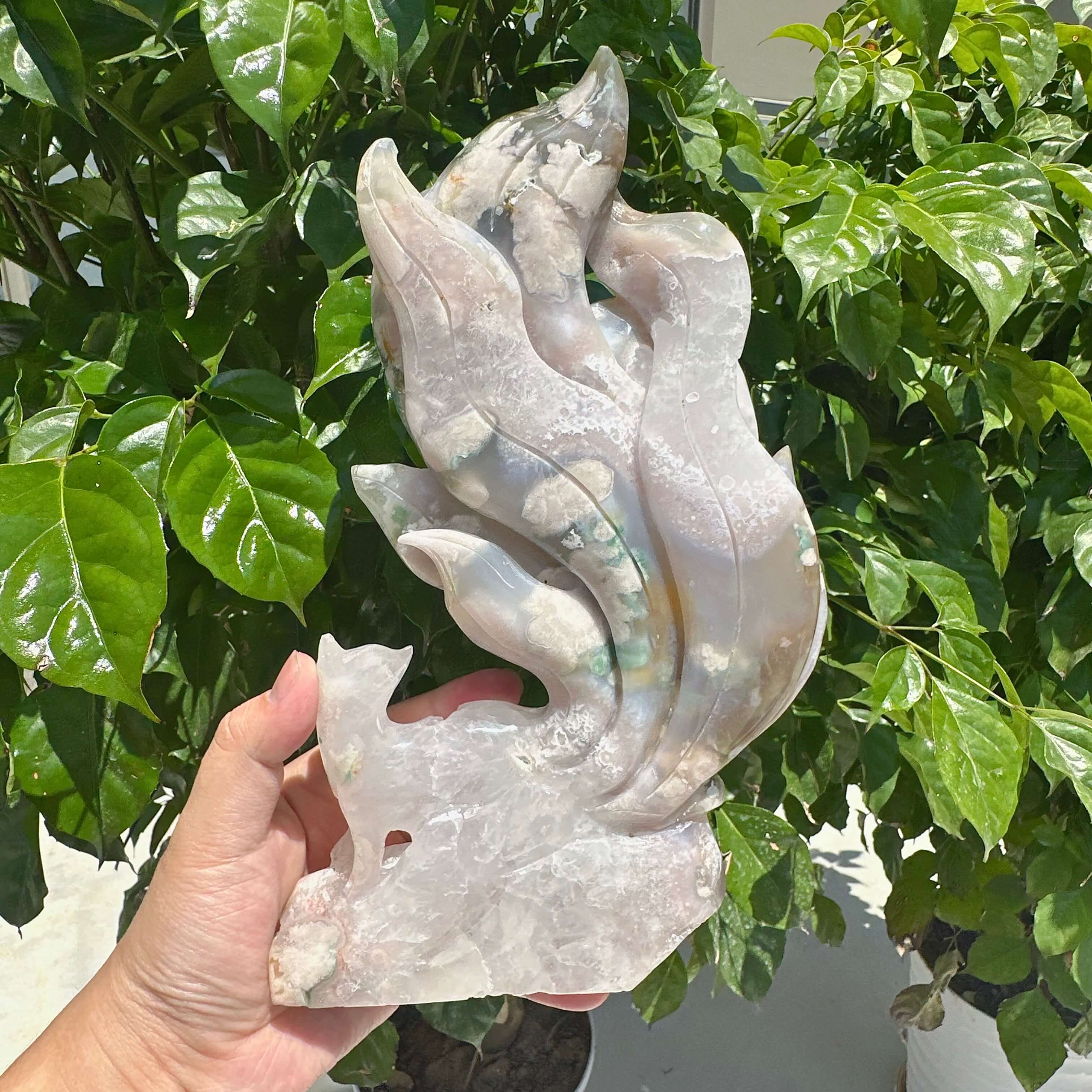 Flower Agate Nine-Tailed Fox Carving