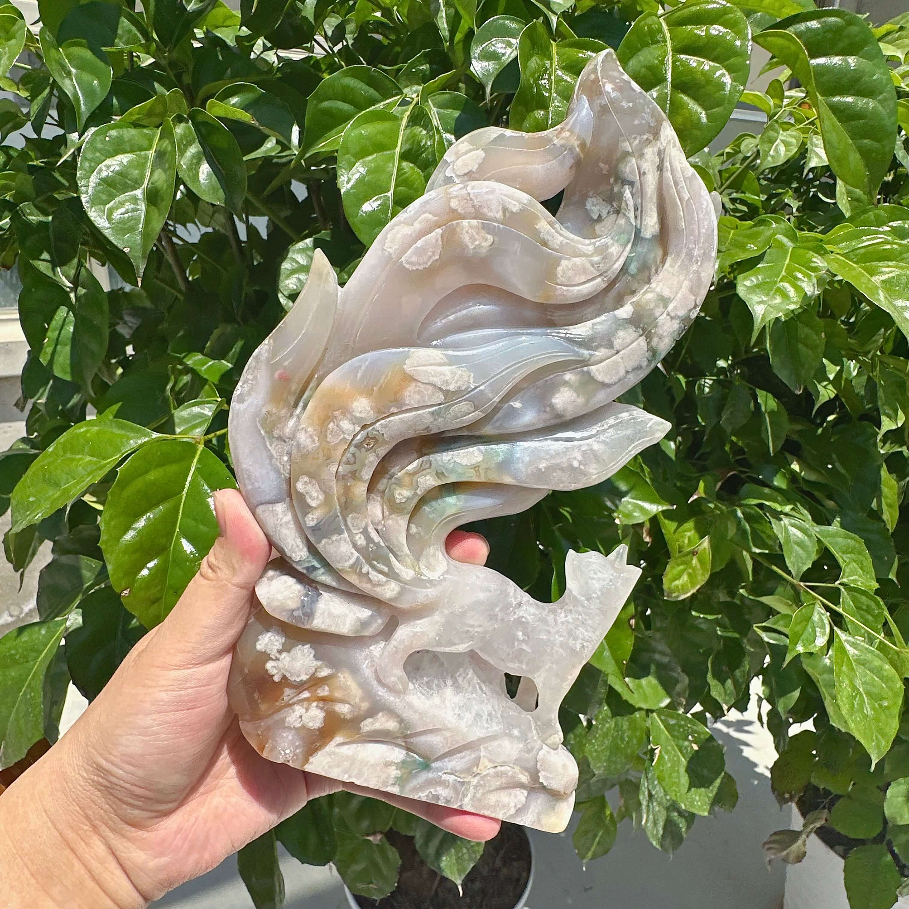 Flower Agate Nine-Tailed Fox Carving