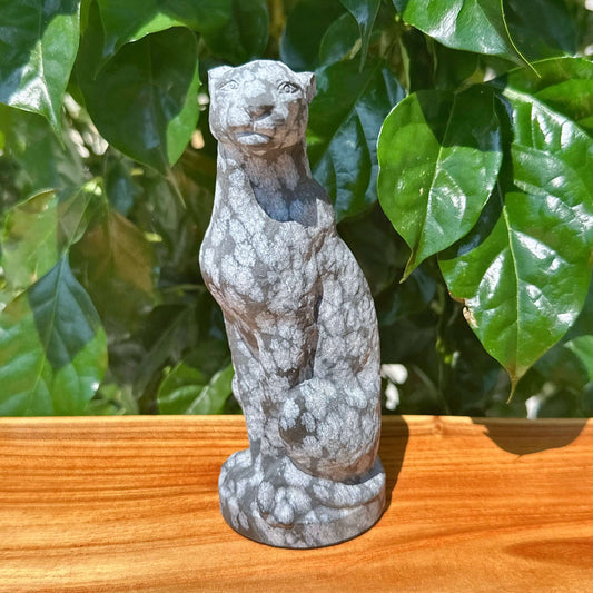 Muti-material Jaguar Carving