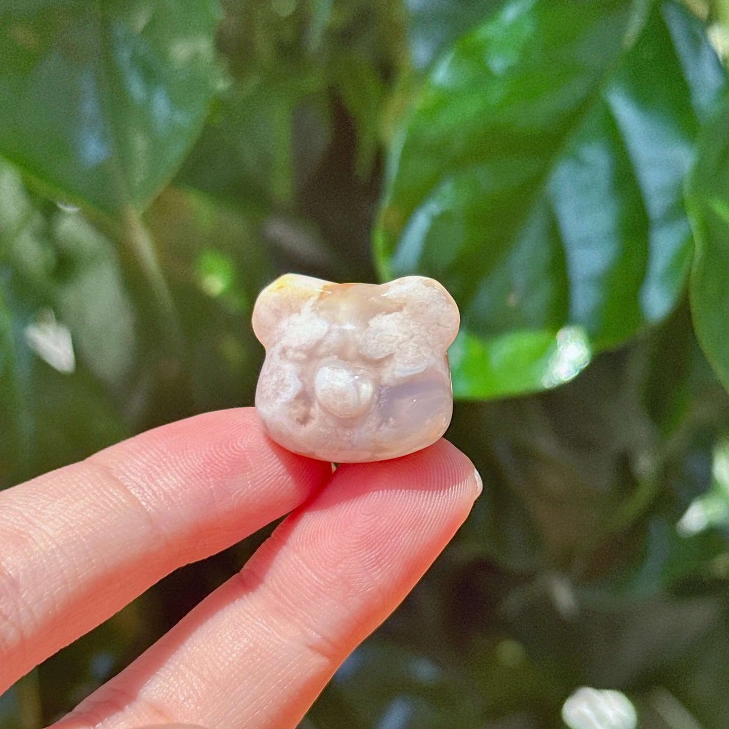 Mini Flower Agate Candy Bear Head Carving