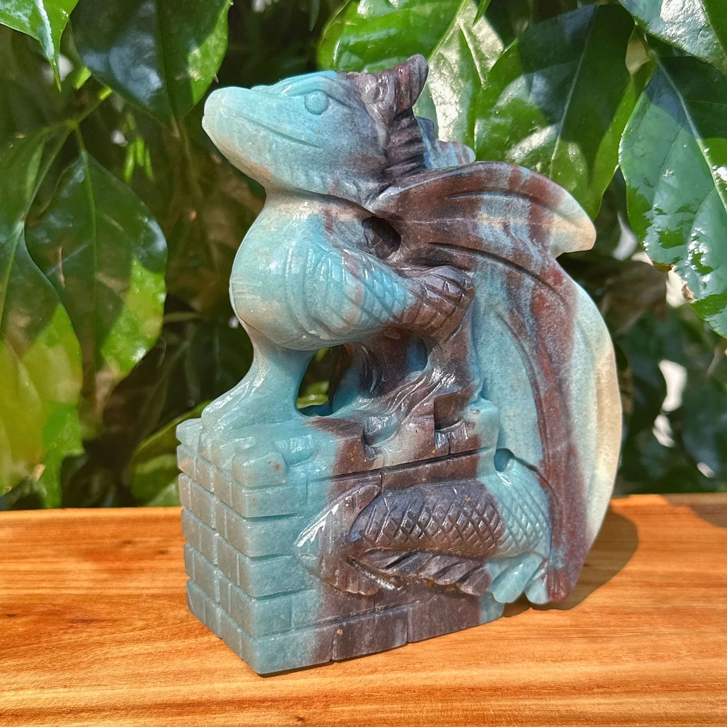 Trolleite Flying Dragon Castle Carving
