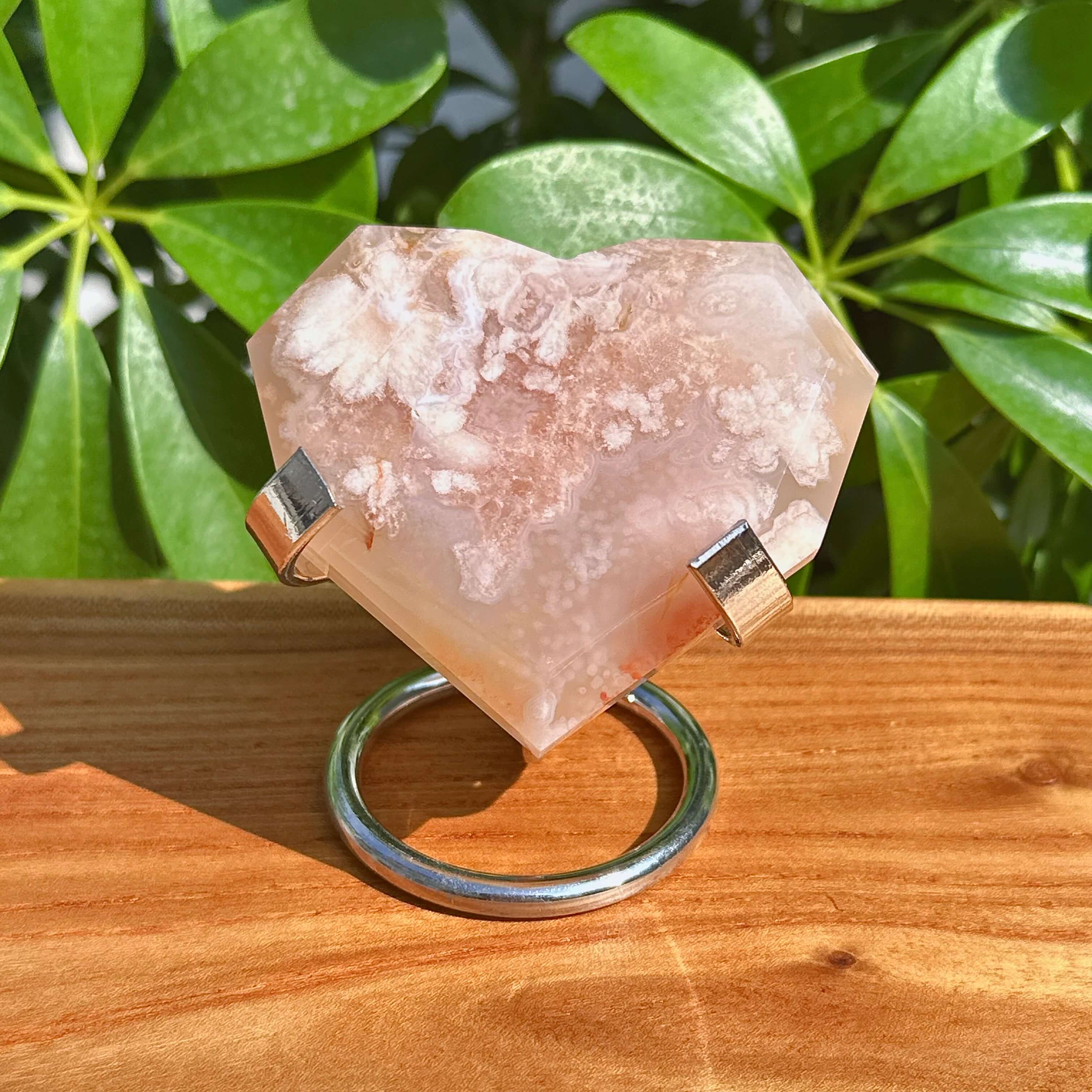 Flower Agate Heart Carving