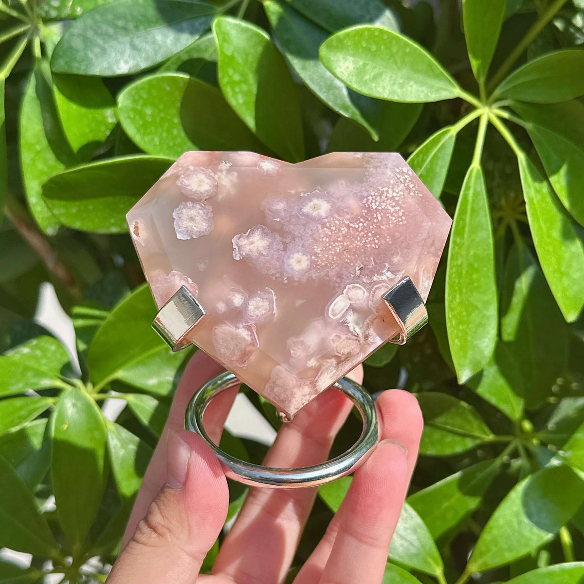 Flower Agate Heart Carving