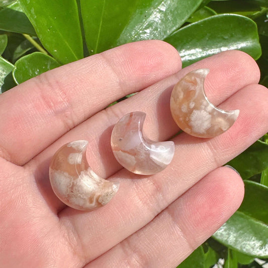 Flower Agate Mini Moon