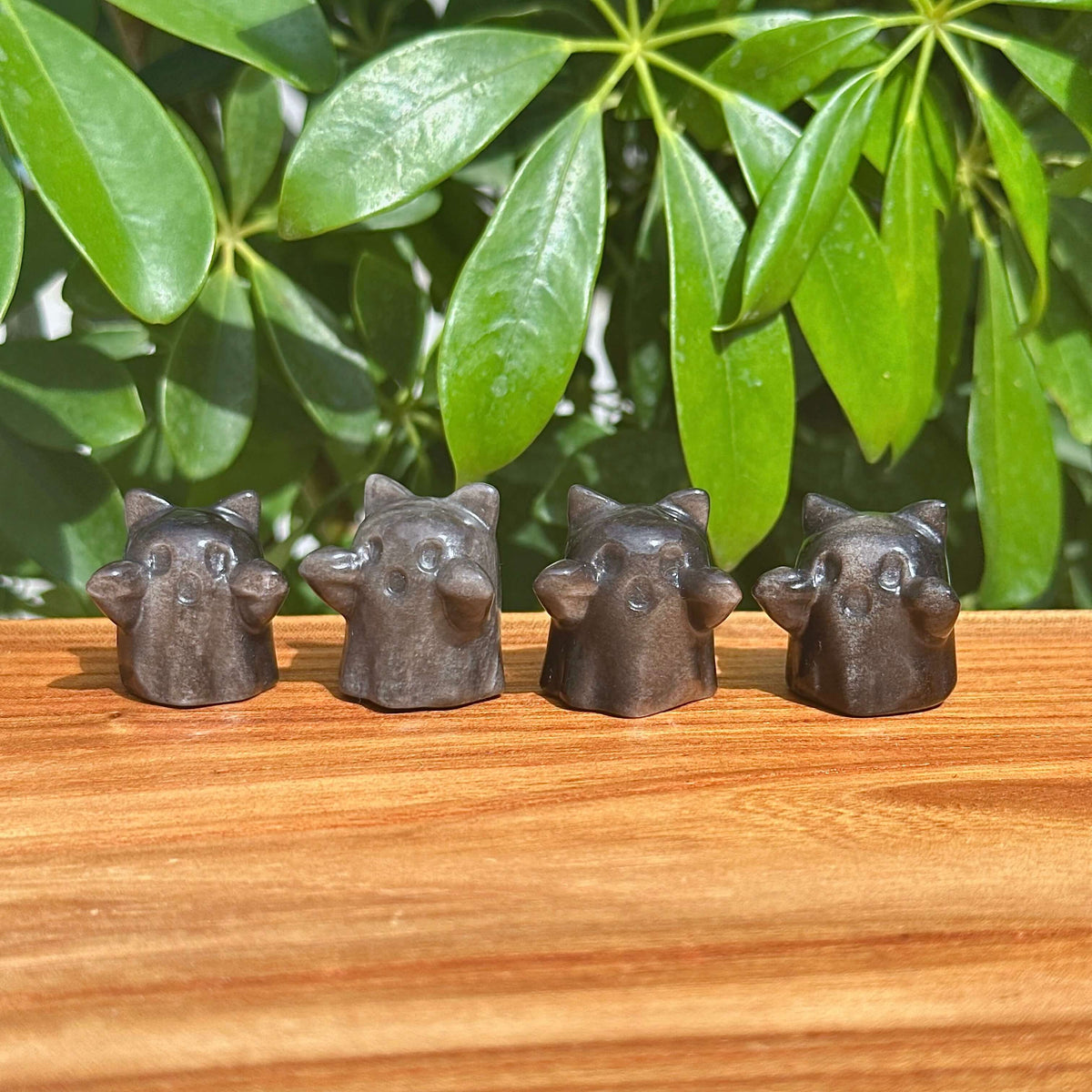Silver Obsidian Ghost Cat Carving